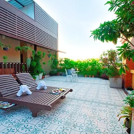 Hostel Sakul House